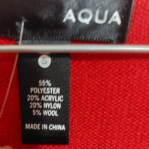 Aqua  v neck sweater nwt size S - Picture 3 of 6